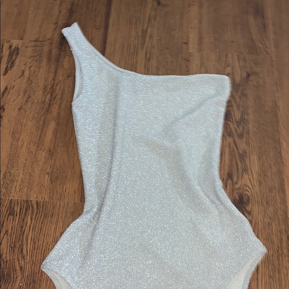 Silver sparkly one shoulder body suit - Picture 2 of 3